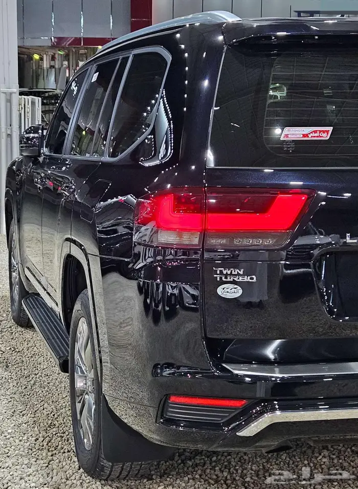 تويوتا لاندكروزر 2024..L3 22