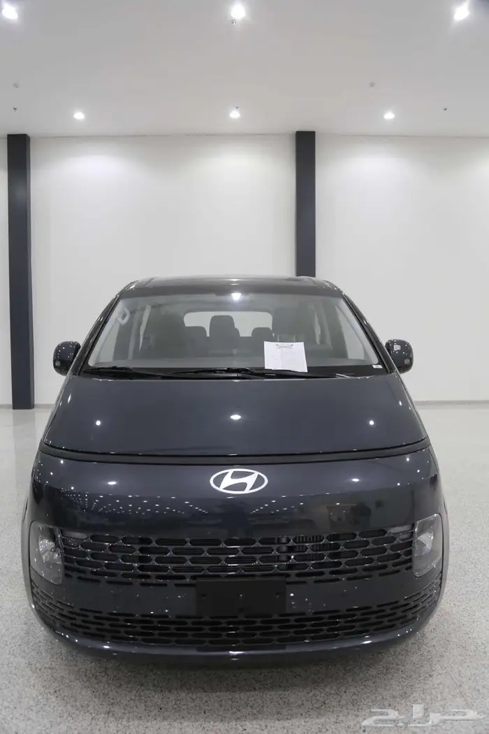 هيونداي ستاريا 2025 FWD 9 راكب ب 125350 بالضريبة 0