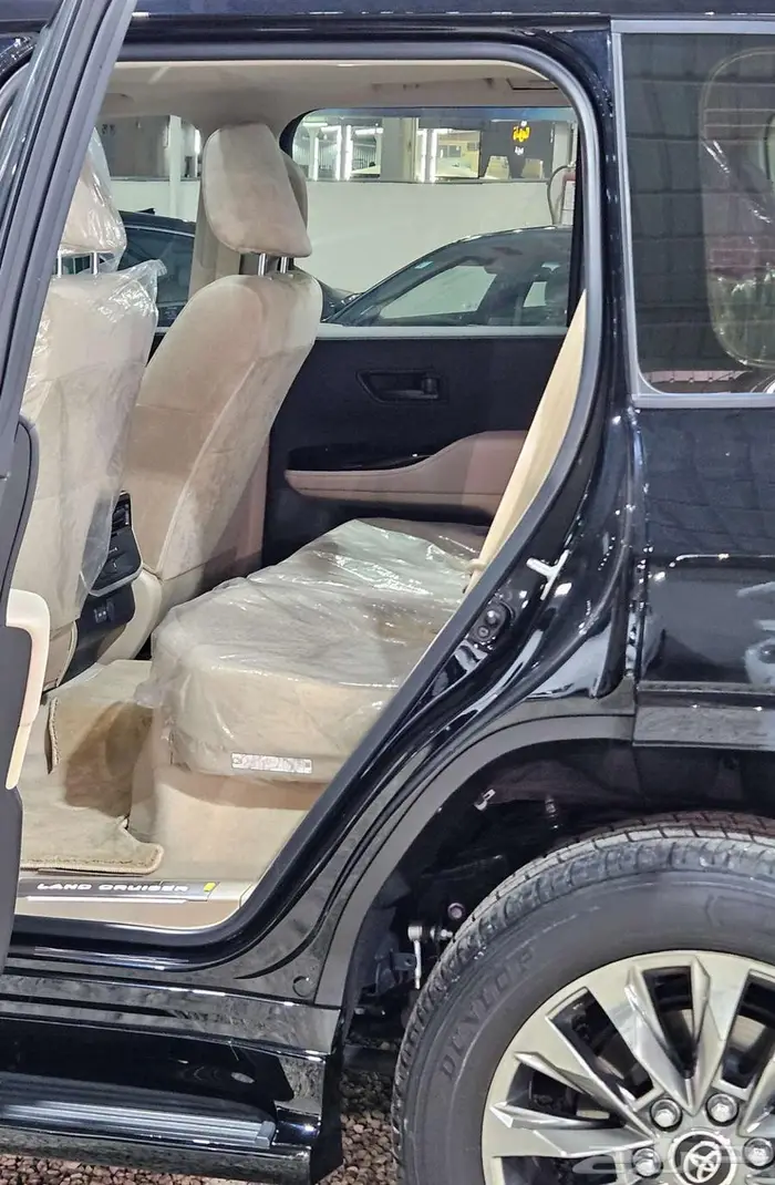 تويوتا لاندكروزر 2024..L3 50