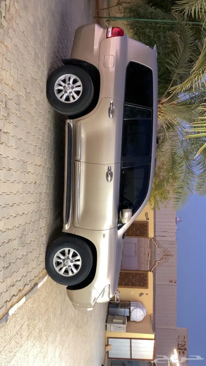 لاندكروزر GXR فل كامل 1