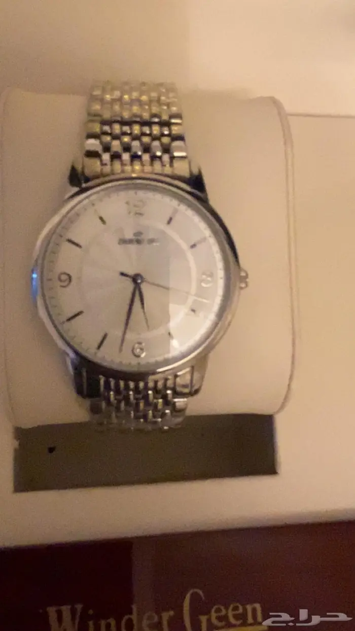 ساعه يد رجالي لم يستخدم بقيمة 400 2