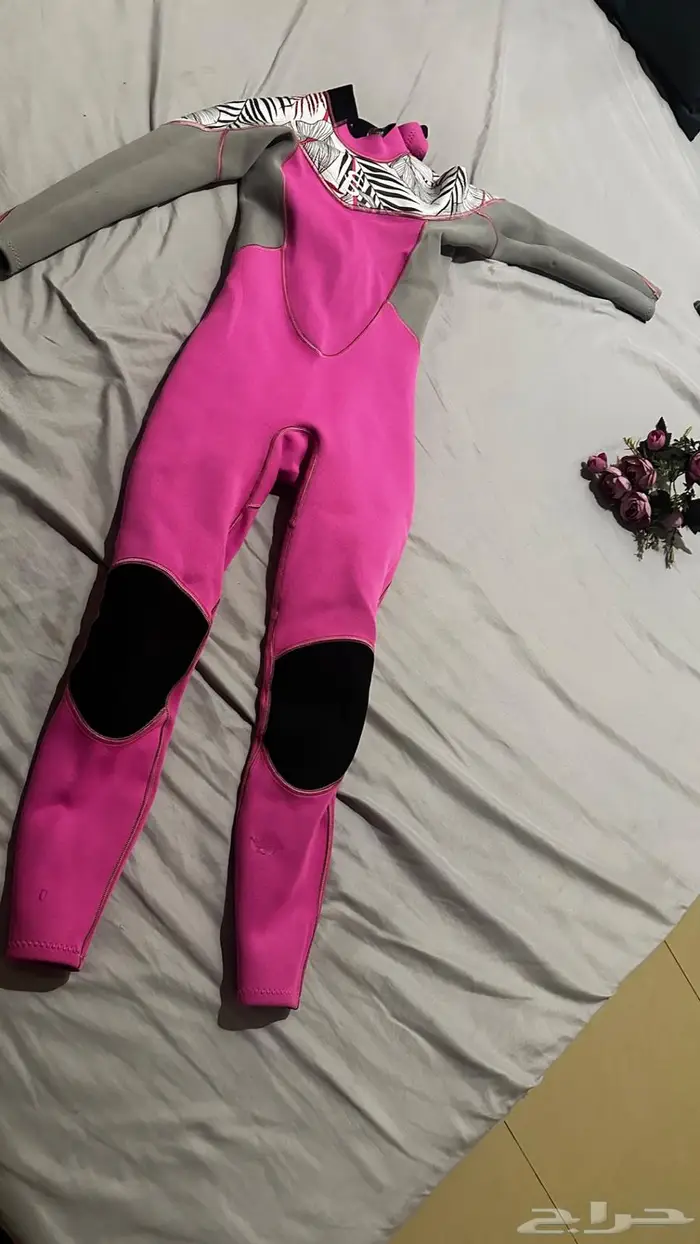 ملابس للسباحة والغطس 4