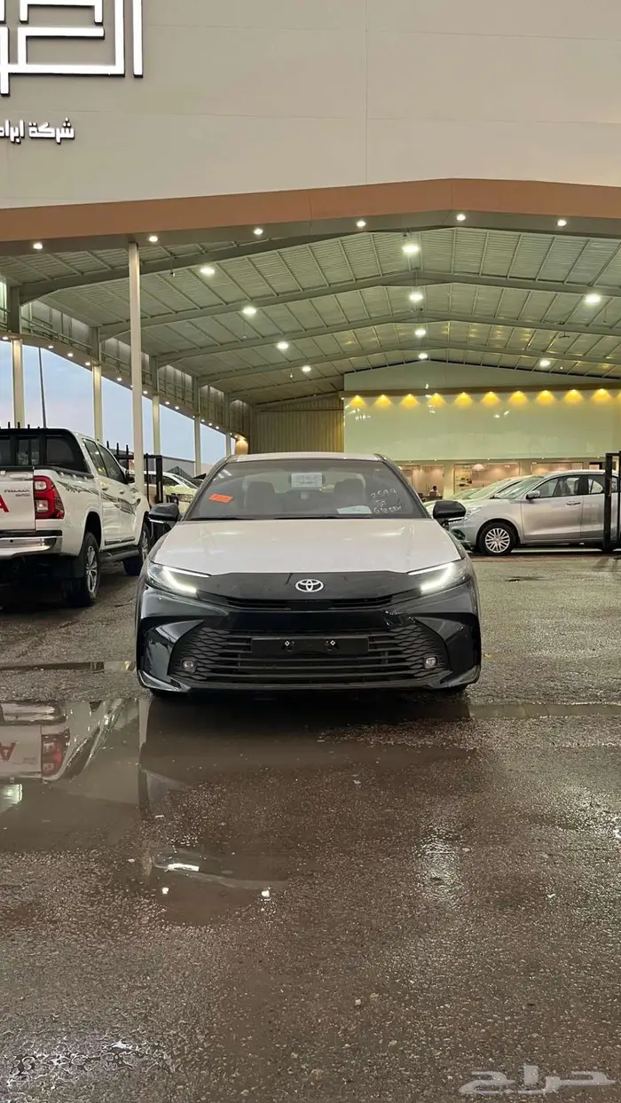 تويوتا كامري E بنزين 2025 - كاش و أقساط 18