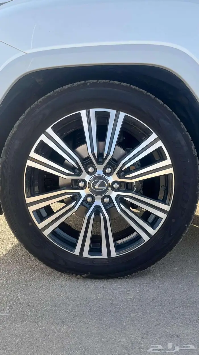 لكزس LX 600 BB موديل 2025 - سعودي 9
