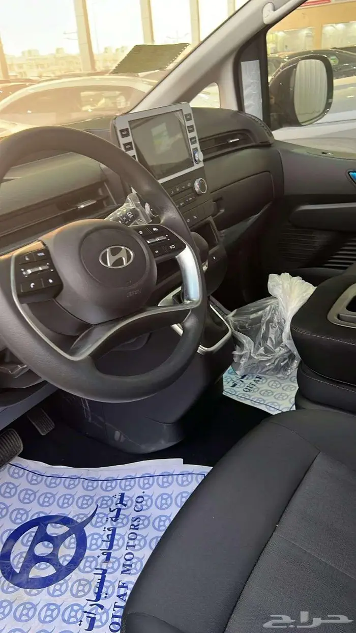 هيونداي ستاريا 9 و11 راكب-اقل سعر كاش وتمويل-هدية 8