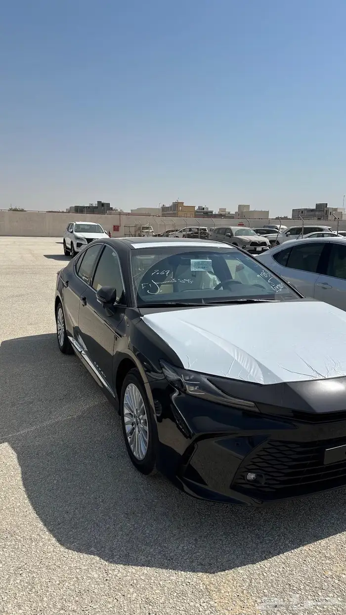 كامري le اسود بنزين اصفار 2025 ب 122 2