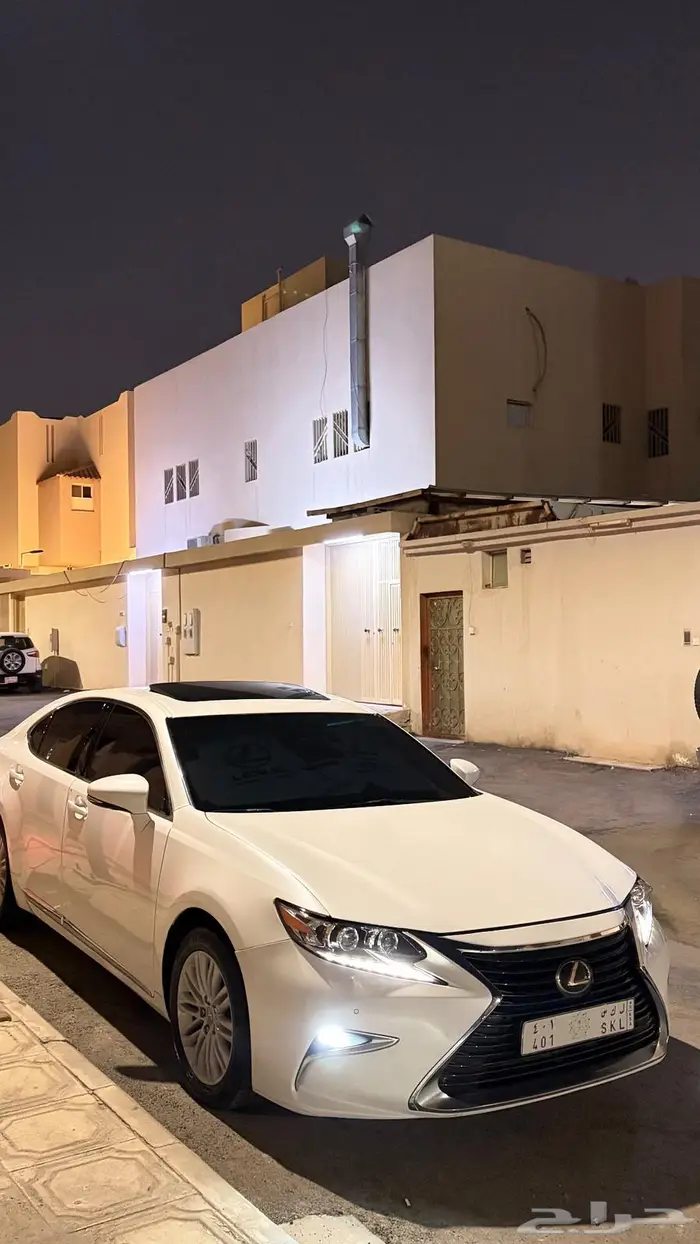لكزس es350 9