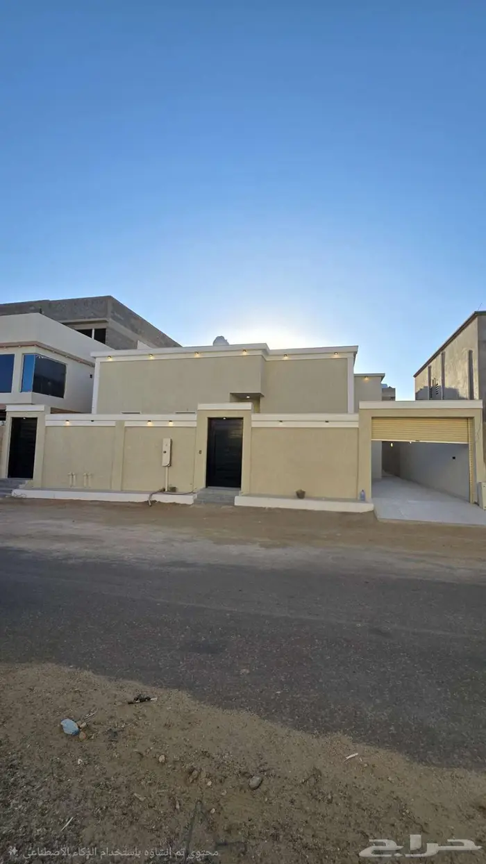 للبيع دور مستقل علي ارض كامله شمال الخميس من 850 ألف 1