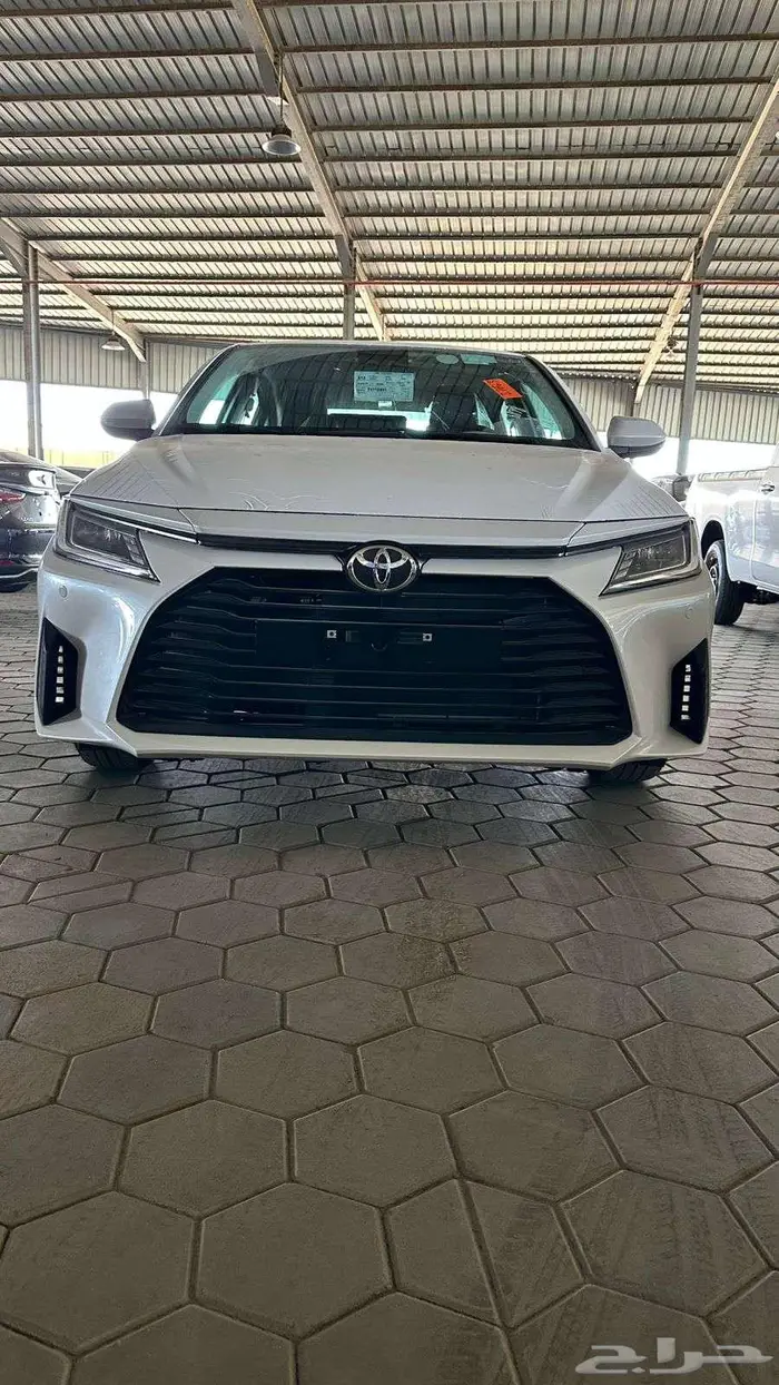 تويوتا يارس واي أكس موديل 2026 كاش و أقساط 1