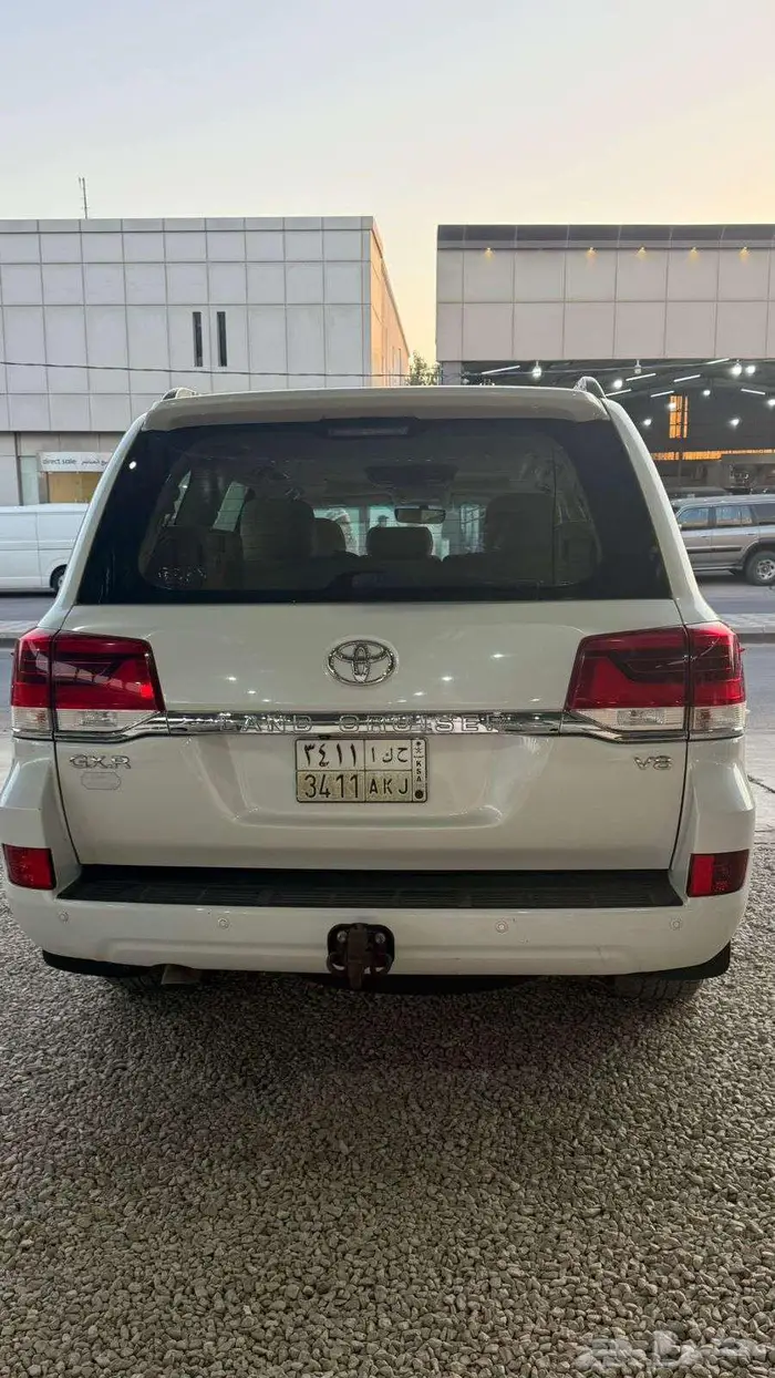 لاند كروزر GXR موديل 2016 2