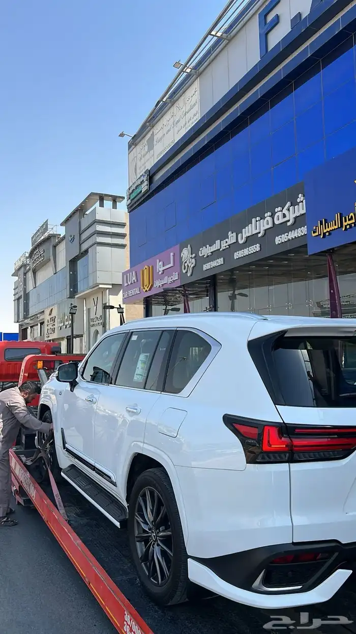 جيب لكزس 2024 8