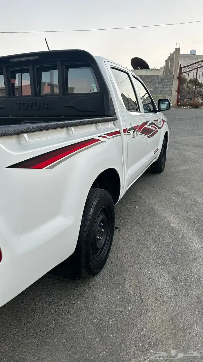 هايلكس غمارتين 2015 تم البيع الله يبارك للجميع 7