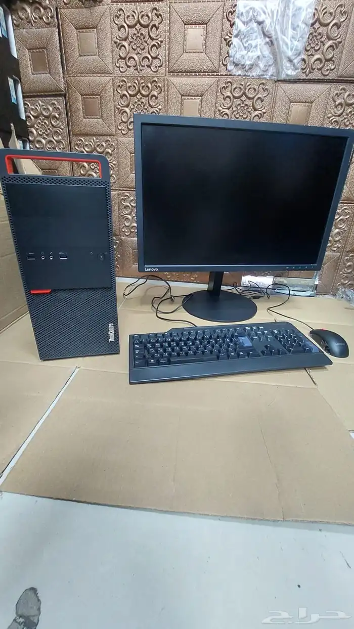 Lenovo ThinkCentre M900 Tower 1