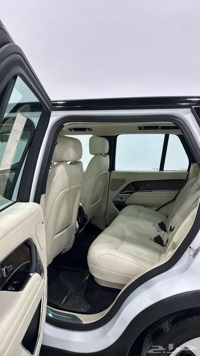 ( C4R ) هي الوجهة الأسرع ل اختيار سيارتك 4