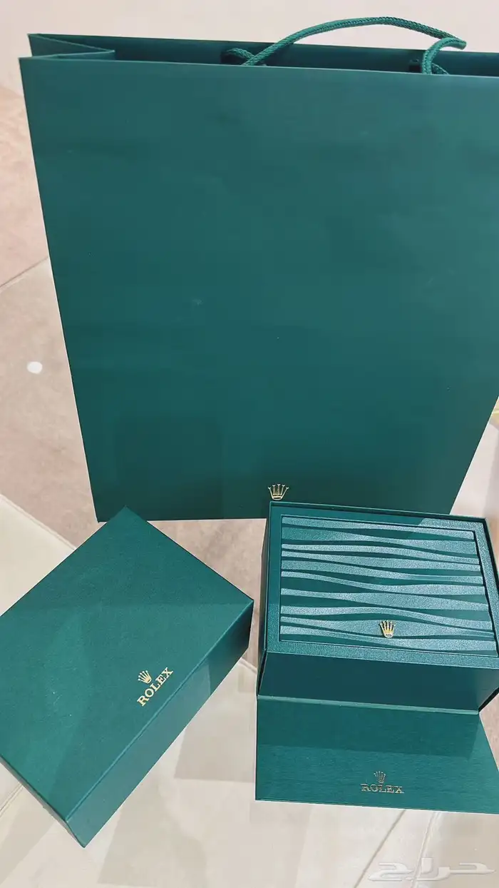 ساعة للبيع 1