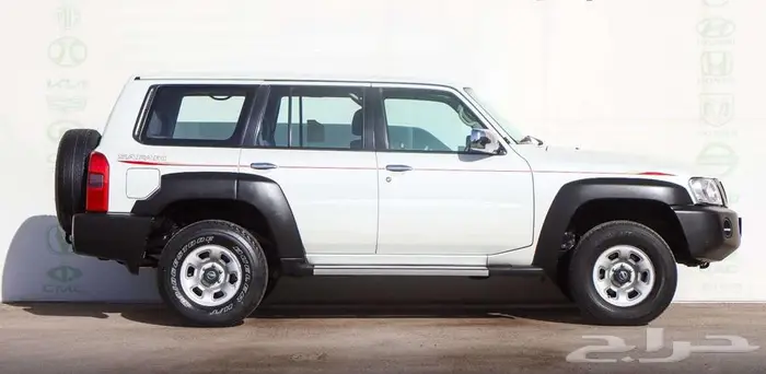 نيسان فتك 4ابواب موديل 2021 7