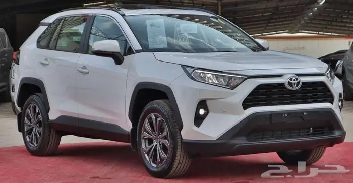 تويوتا راف فور فتحة XLE بنزين 2025 سعودي اقل سعر 14