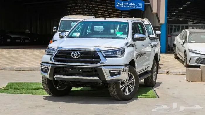 تويوتا هايلوكس غمارتين فل كامل موديل 2025 كاش و اقساط 14
