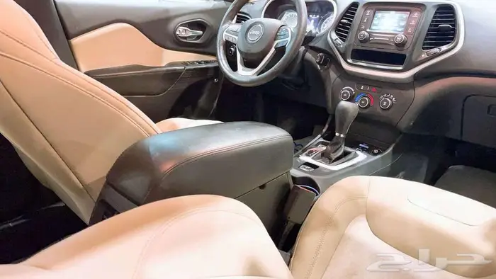 جيب شيروكي سبورت 2016 10