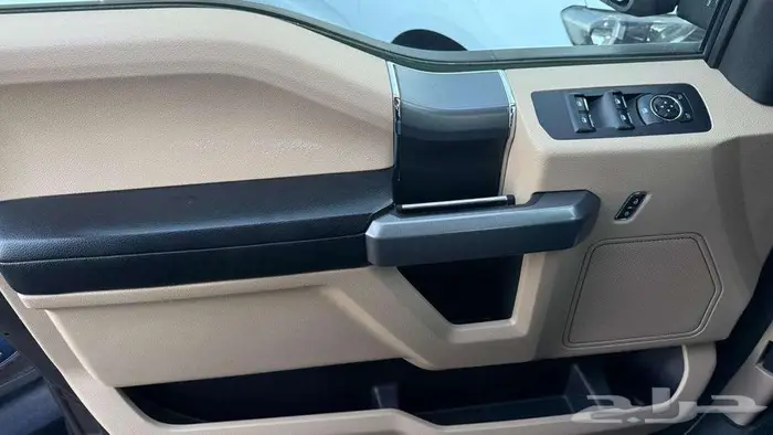 فورد F150 غمارتين 2016 دبل 8 سلندر عداد 240 الف 3