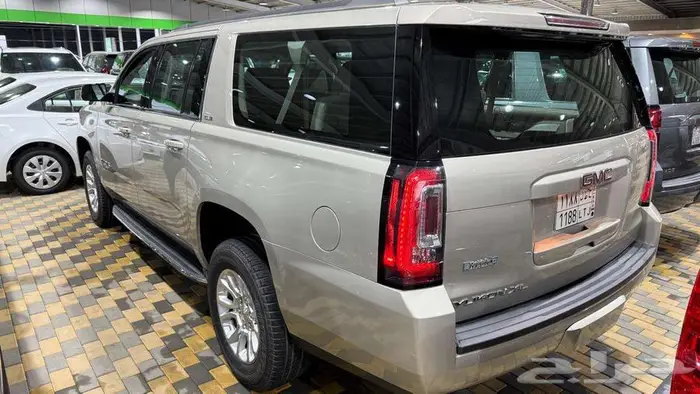 جي ام سي يوكن طويل 2015 XL بدون دبل عداد 18 ألف فقط 12