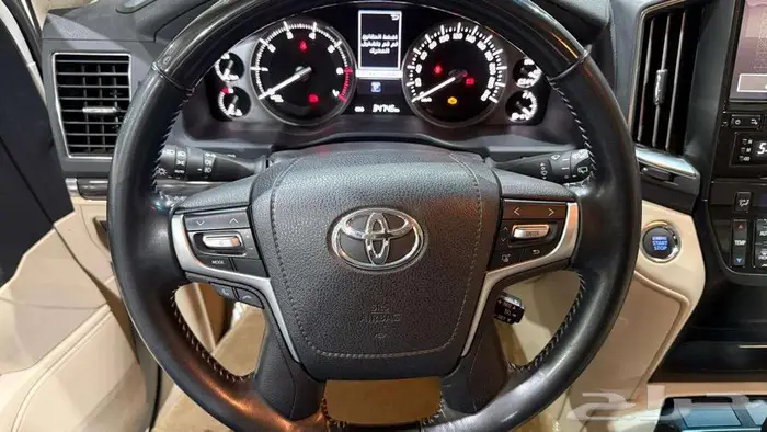 تويوتا GXR 2021 لاندكروزر تزرنج فل كامل عداد 34 الف 5