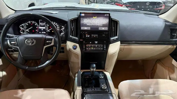 تويوتا GXR 2021 لاندكروزر تزرنج فل كامل عداد 34 الف 10