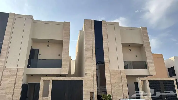 فلل للبيع حي المهدية شغل ممتاز 1