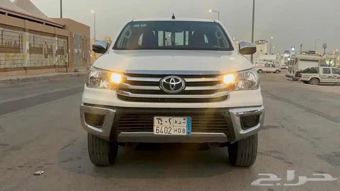 هايلكس 2019 نضيفة جدا 6