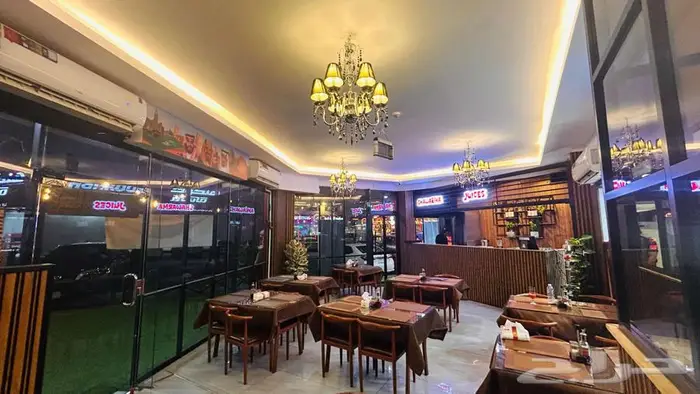 مطعم للتقبيل 0