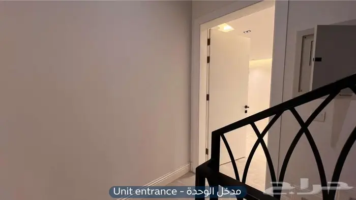 فيلا للإيجار   حي الملقا 3