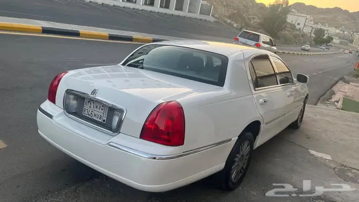 لينكون تاون كار 2007 4