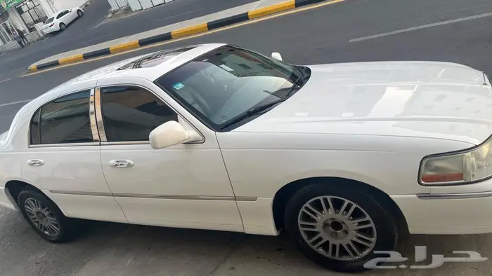 لينكون تاون كار 2007 1