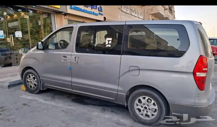 هيوانداي H12012 3
