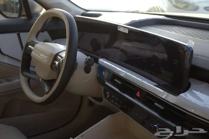 كيا K8 موديل 2026 استاندر 18