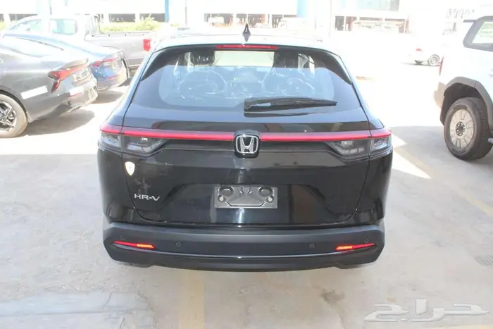 هوندا HR-V نص فل LX م2025 6