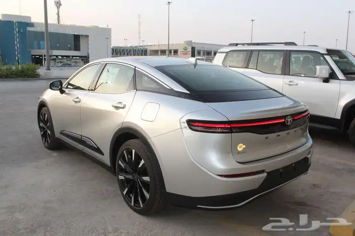 كراون ماجيستا فل كامل هايبرد 2023 اقل كاش واقل تقسيط 5