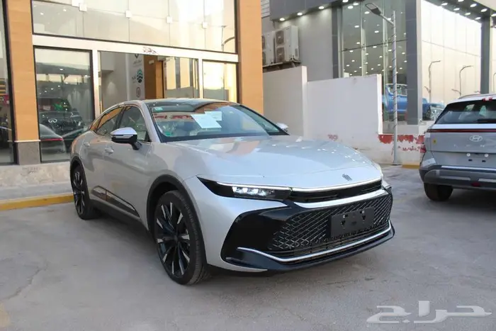 كراون ماجيستا فل كامل هايبرد 2023 اقل كاش واقل تقسيط 2