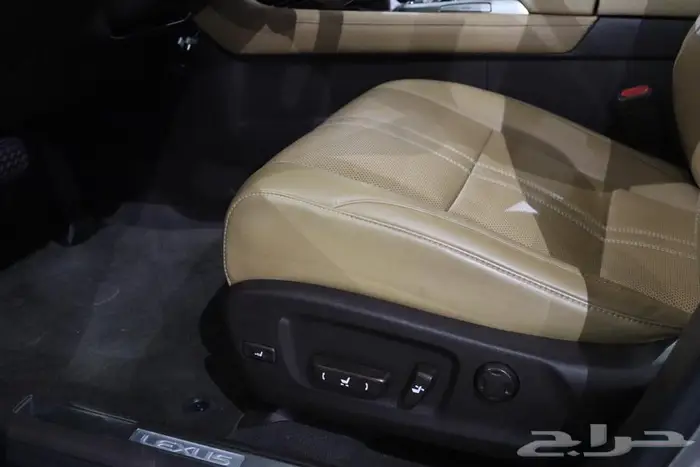 لكزس RX450 فل كامل 2018 25