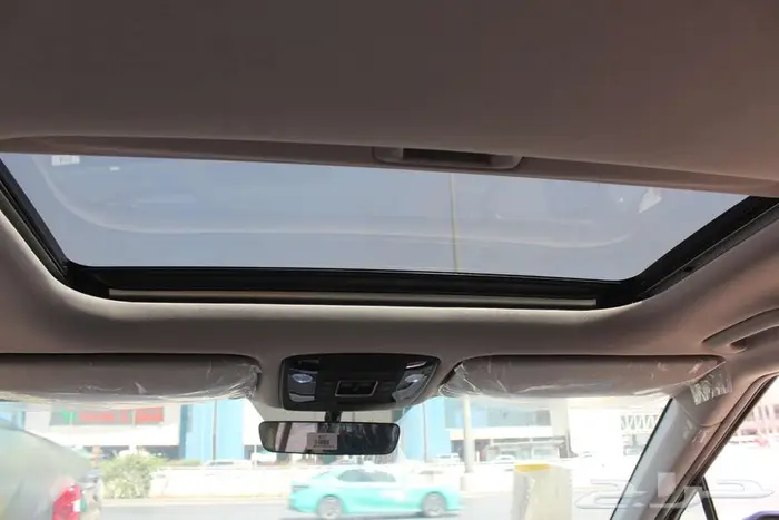 كيا كارنيفال GLS نص فل 2025 15