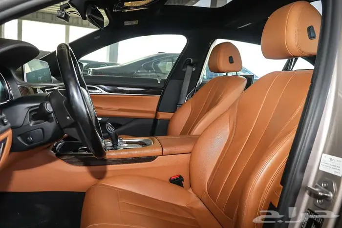 بي ام دبليو 730 موديل2017 ممشى 80 الف كم 9