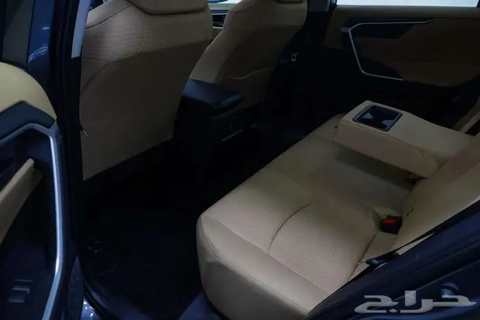 تويوتا راف فور إل إي 4 4 2025 8