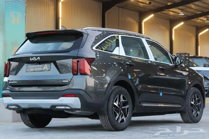 كيا سورينتو 2025 هايبرد عرض خاص كاش واقساط 3