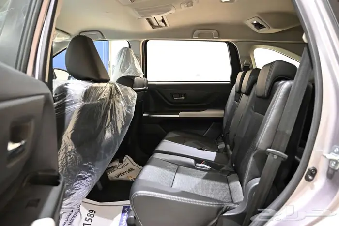 تويوتا فيلوز GLX بنزين 2025 8