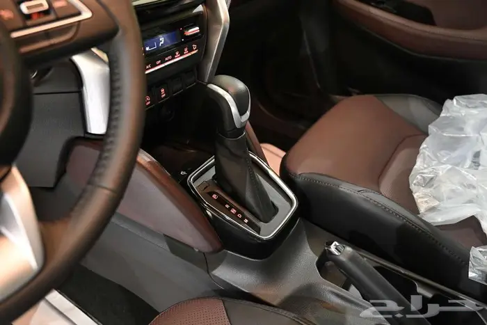 تويوتا اوربان كروزر فل كامل 2025 4