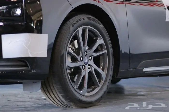 فورد تورس استاندر امبيانتي موديل 2026 12