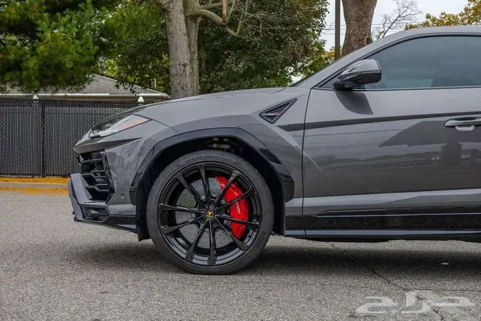 لامبورجيني اوروس 2021 19