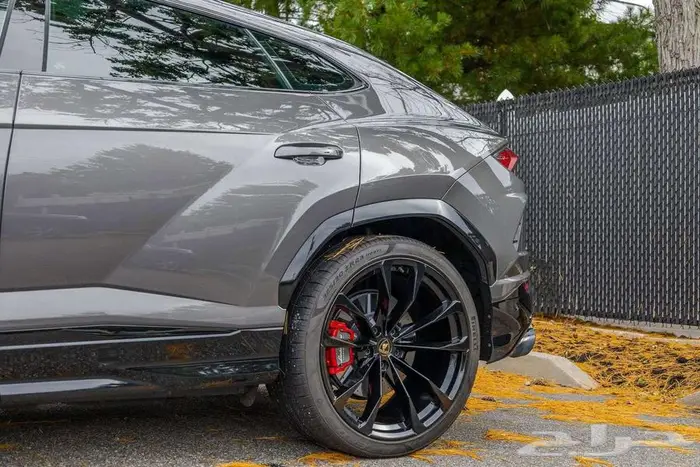 لامبورجيني اوروس 2021 14