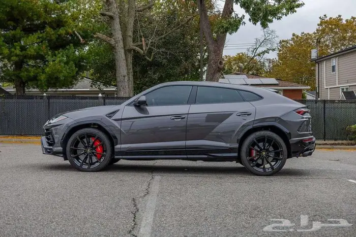 لامبورجيني اوروس 2021 3