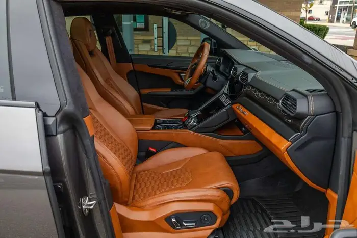 لامبورجيني اوروس 2021 43